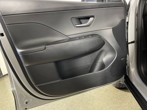 Certified 2025 Hyundai Kona Limited image 19