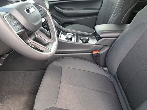 New 2026 Jeep Grand Cherokee Laredo RWD image 16