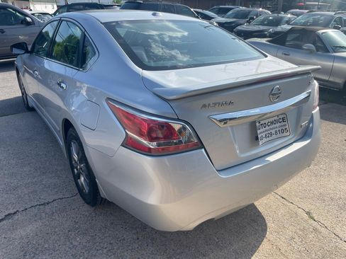 Used 2015 Nissan Altima 2.5 S w/ Special Edition Package FWD image 14