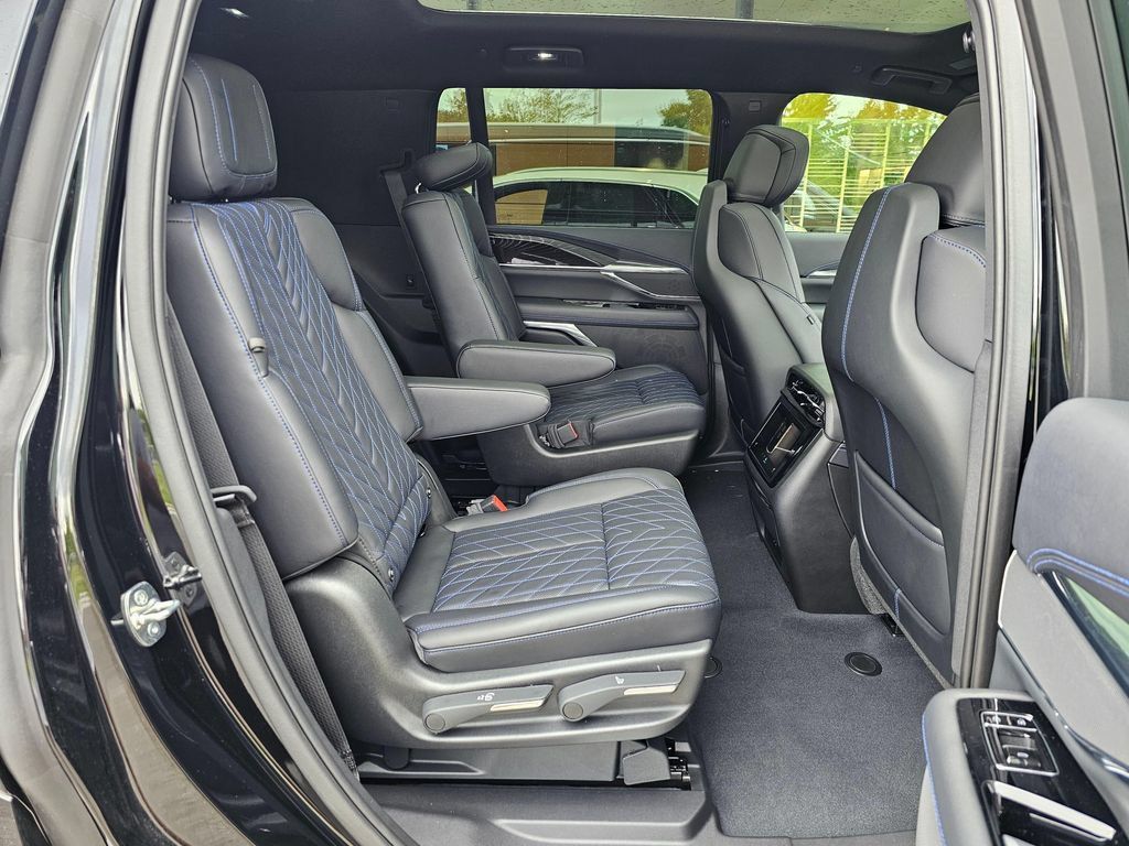 New 2026 Cadillac Escalade IQL Luxury AWD/4WD image 12