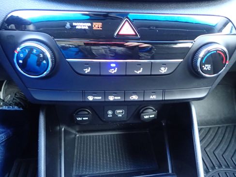 Used 2016 Hyundai Tucson SE w/ Option Group 02 image 21