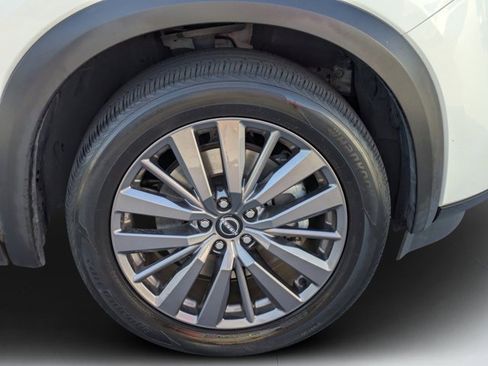 Used 2023 Nissan Pathfinder SL w/ SL Premium Package image 9