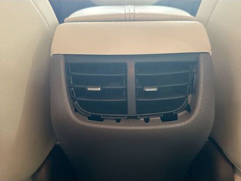 Used 2023 Chevrolet Malibu LT FWD image 26