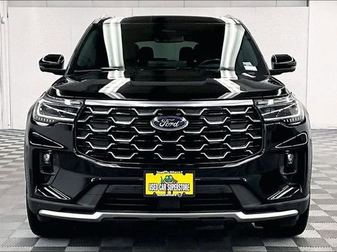 Used 2025 Ford Explorer Platinum w/ LUX Leather Package AWD/4WD image 4