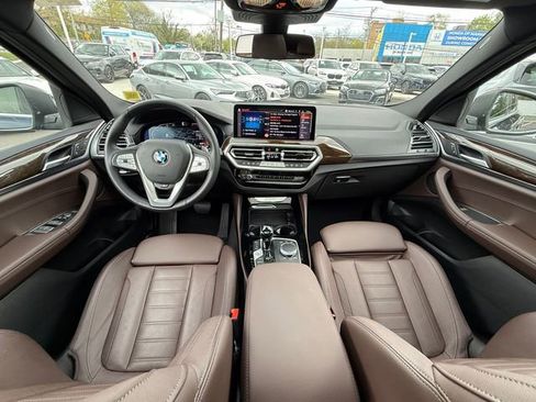 Certified 2024 BMW X4 xDrive30i w/ Premium Package AWD/4WD image 12
