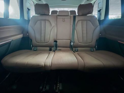 Used 2021 BMW X7 xDrive40i w/ Premium Package image 26