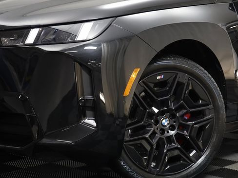 New 2026 BMW iX xDrive60 w/ M Sport Package image 3