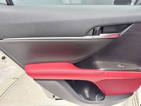 Used 2021 Toyota Camry XSE image 17