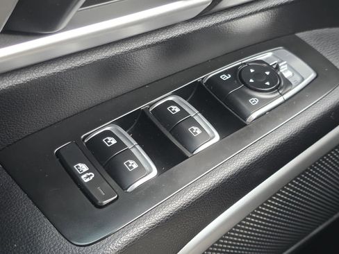 Used 2022 Kia Telluride S AWD/4WD image 9