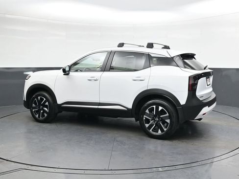 New 2026 Nissan Kicks SV w/ Cold Weather Package AWD/4WD image 7