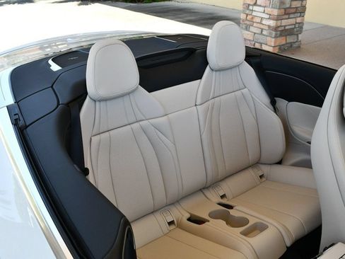 Used 2026 Mercedes-Benz CLE 450 4MATIC Cabriolet image 63