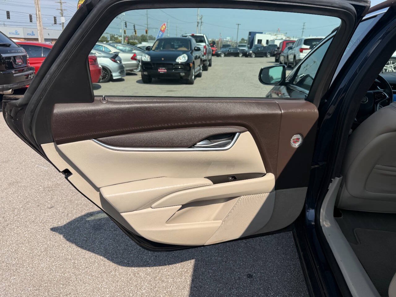 Used 2015 Cadillac XTS Limousine FWD image 16