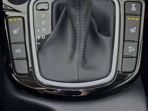 Used 2025 Kia Seltos S image 20