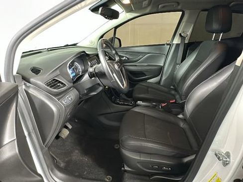 Used 2022 Buick Encore Preferred w/ Safety Package II AWD/4WD image 12