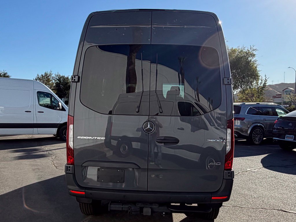 Used 2026 Mercedes-Benz Sprinter 2500 w/ Winter Package Plus image 9