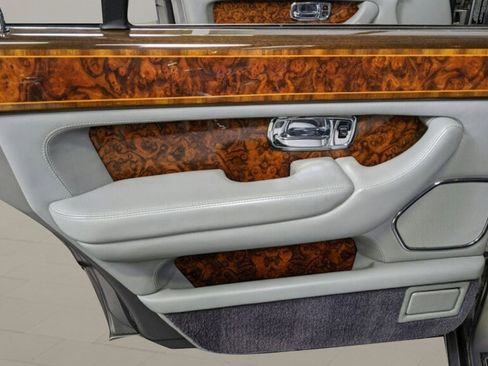 Used 2000 Rolls-Royce Silver Seraph image 34