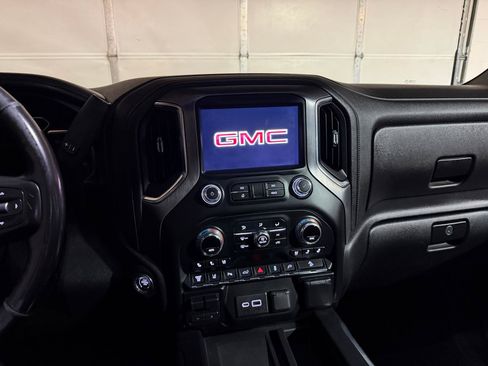 Used 2020 GMC Sierra 2500 Denali AWD/4WD image 14