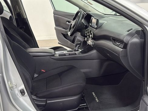 Used 2020 Nissan Sentra S image 18
