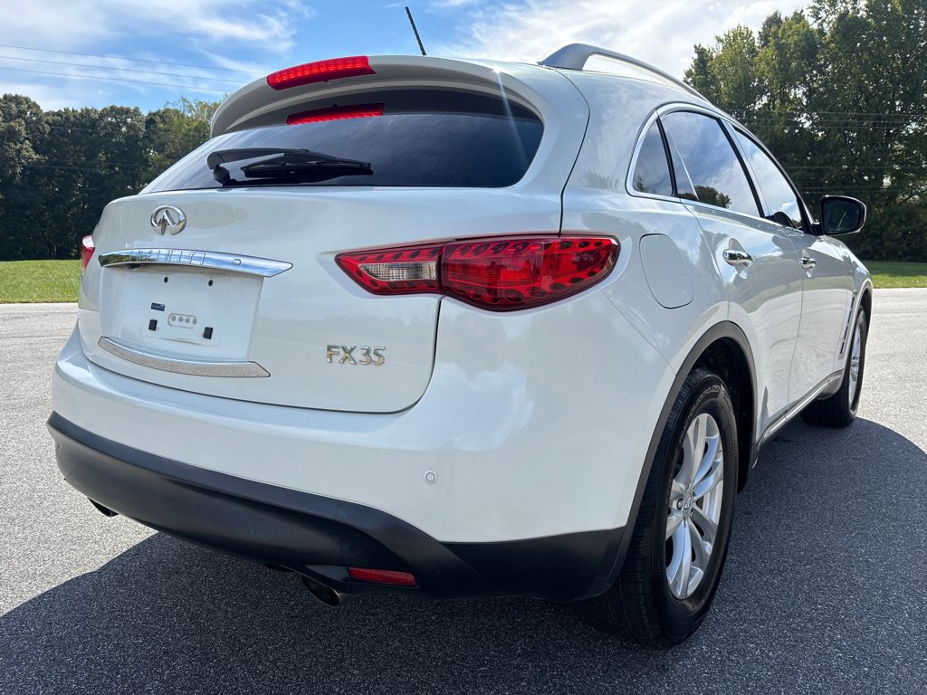 Used 2011 INFINITI FX35 AWD w/ Premium Pkg image 5