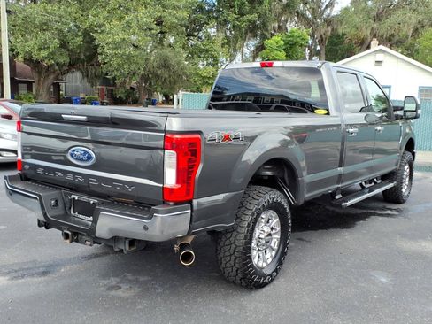 Used 2019 Ford F250 XLT w/ XLT Premium Package AWD/4WD image 5