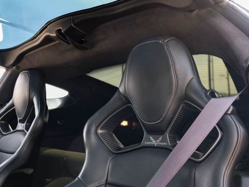 Used 2017 Chevrolet Corvette Stingray w/ 3LT Preferred Equipment Group image 31