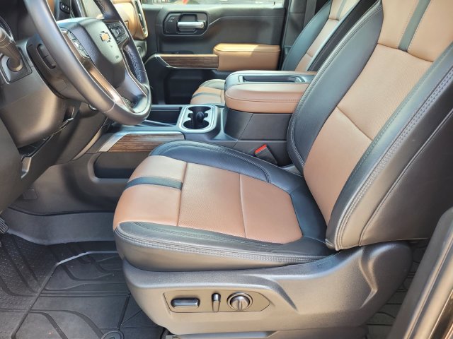 Used 2021 Chevrolet Silverado 1500 High Country w/ Technology Package AWD/4WD image 15