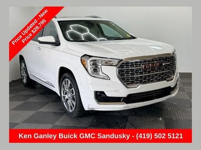 Used 2023 GMC Terrain Denali w/ Denali Premium Package