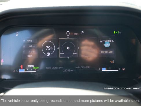 Used 2022 Jeep Grand Cherokee Trailhawk image 16