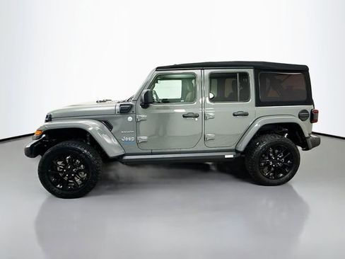 Used 2021 Jeep Wrangler Unlimited Sahara w/ Cold Weather Group image 4