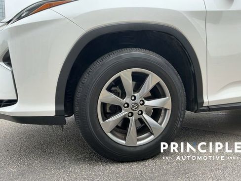 Used 2018 Lexus RX 350L FWD w/ Accessory Package image 7