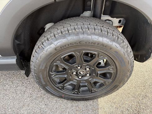 New 2025 Ford Bronco Sport Badlands image 12