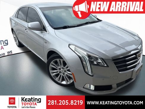 Used 2018 Cadillac XTS Luxury image 1