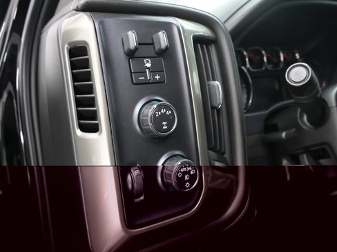 Used 2017 Chevrolet Silverado 2500 High Country w/ Duramax Plus Package AWD/4WD image 40