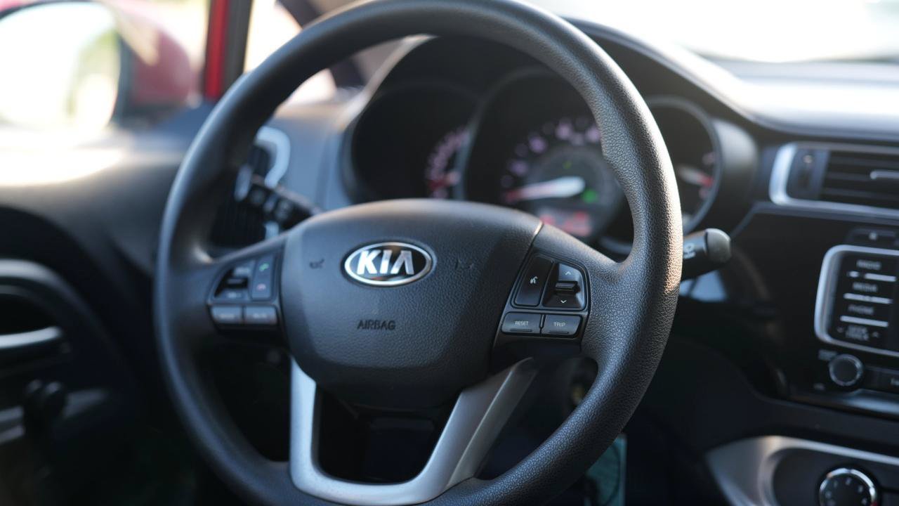 Used 2017 Kia Rio LX FWD image 13