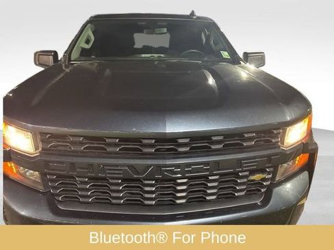 Used 2019 Chevrolet Silverado 1500 Custom w/ Trailering Package image 12