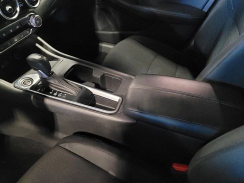 Used 2020 Nissan Sentra S FWD image 26