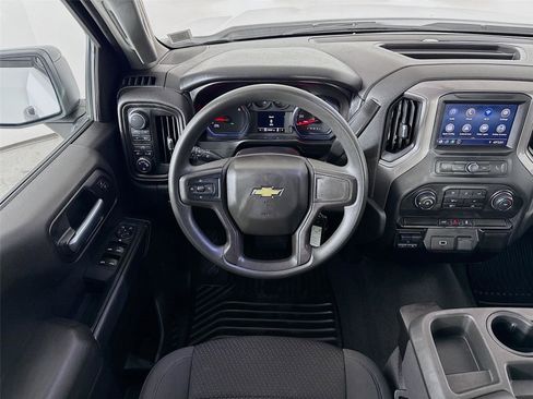 Used 2020 Chevrolet Silverado 1500 Custom w/ Custom Value Package image 20