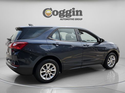 Used 2018 Chevrolet Equinox LS FWD image 5