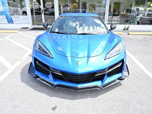 Used 2024 Chevrolet Corvette Z06 w/ Chrome Exterior Badge Package RWD image 11