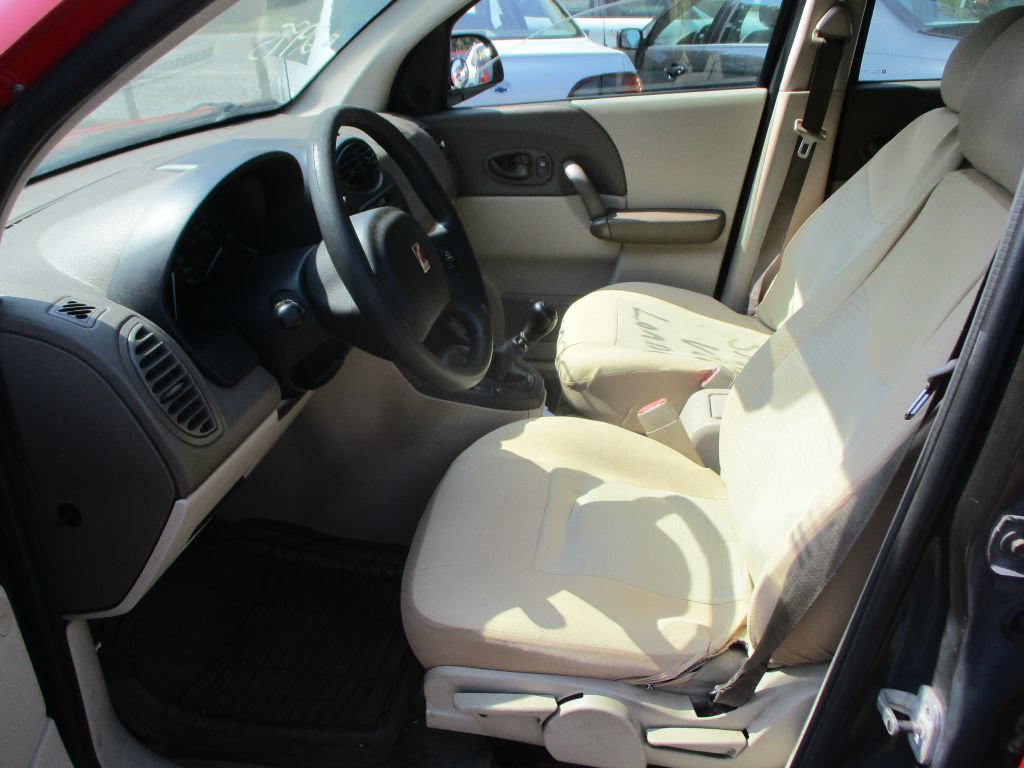 Used 2003 Saturn Vue 2WD image 9
