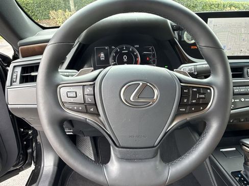 Used 2025 Lexus ES 350 w/ Premium Package image 21