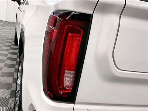 Used 2025 GMC Sierra 1500 Denali AWD/4WD image 37