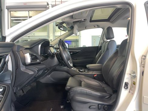 Used 2022 Subaru Legacy Limited image 8