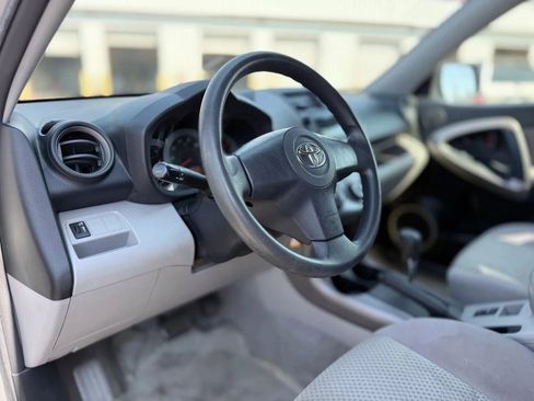 Used 2007 Toyota RAV4 2WD image 17