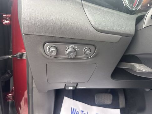 Certified 2023 Buick Encore GX Preferred w/ Cold Weather Comfort Package AWD/4WD image 17