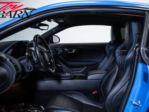 Used 2017 Jaguar F-TYPE SVR AWD/4WD image 25