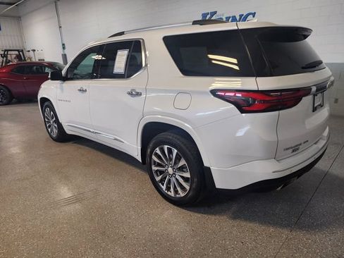 Used 2023 Chevrolet Traverse Premier w/ LPO, Floor Liner Package AWD/4WD image 3