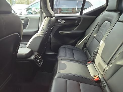 Certified 2023 Volvo XC40 B5 Plus w/ Driver Assist Package image 15