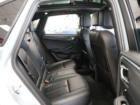 Used 2018 Porsche Macan GTS w/ Premium Package Plus AWD/4WD image 14
