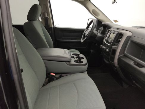 Used 2018 RAM 1500 Express image 21